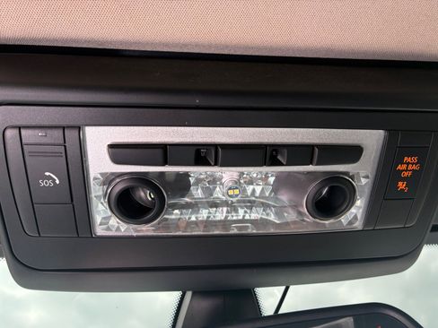 Used 2012 BMW Z4 sDrive35i image 19