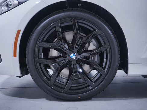 Used 2026 BMW 330i Sedan w/ M Sport Package RWD image 2