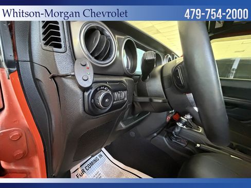 Used 2018 Jeep Wrangler Unlimited Rubicon w/ Steel Bumper Group image 16