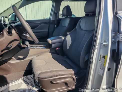 Used 2019 Hyundai Santa Fe SE image 8