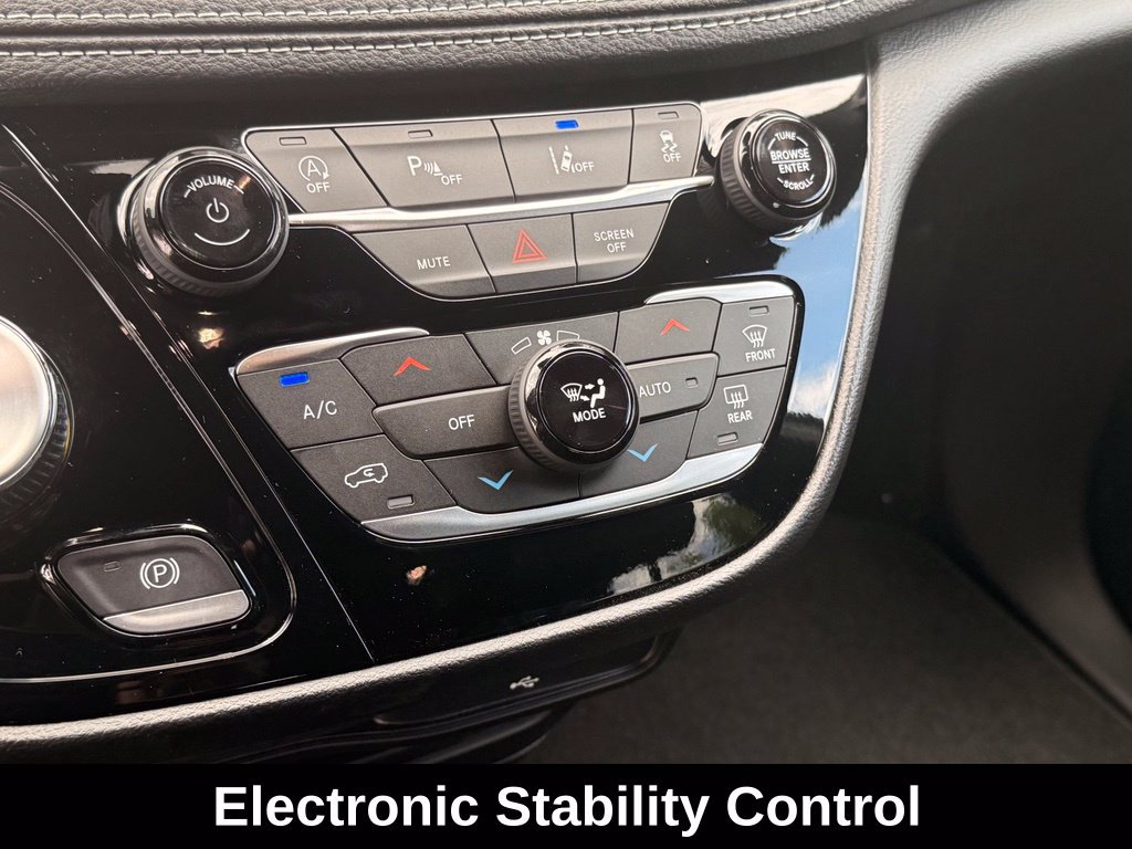 New 2027 Chrysler Pacifica Select w/ Family Tech Group FWD image 13