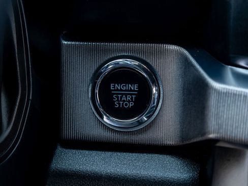 Used 2025 Ford F350 Platinum image 23