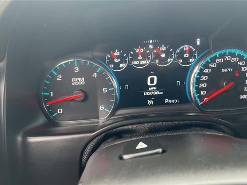 Used 2020 Chevrolet Tahoe Premier AWD/4WD image 12