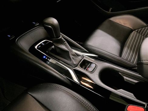 Used 2020 Toyota Corolla XSE FWD image 16