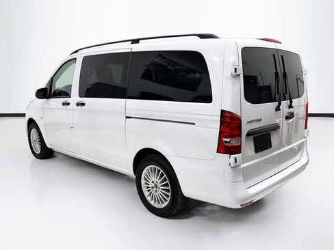 Used 2023 Mercedes-Benz Metris Passenger image 7