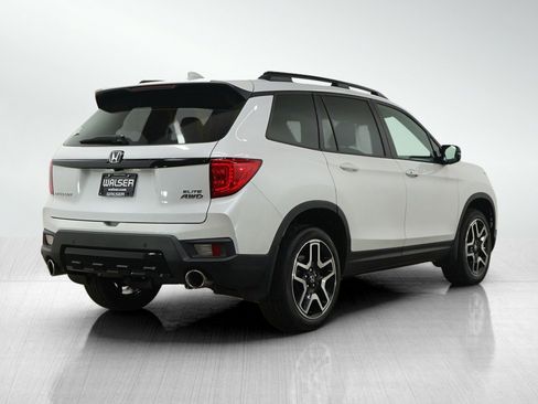Used 2023 Honda Passport Elite image 5