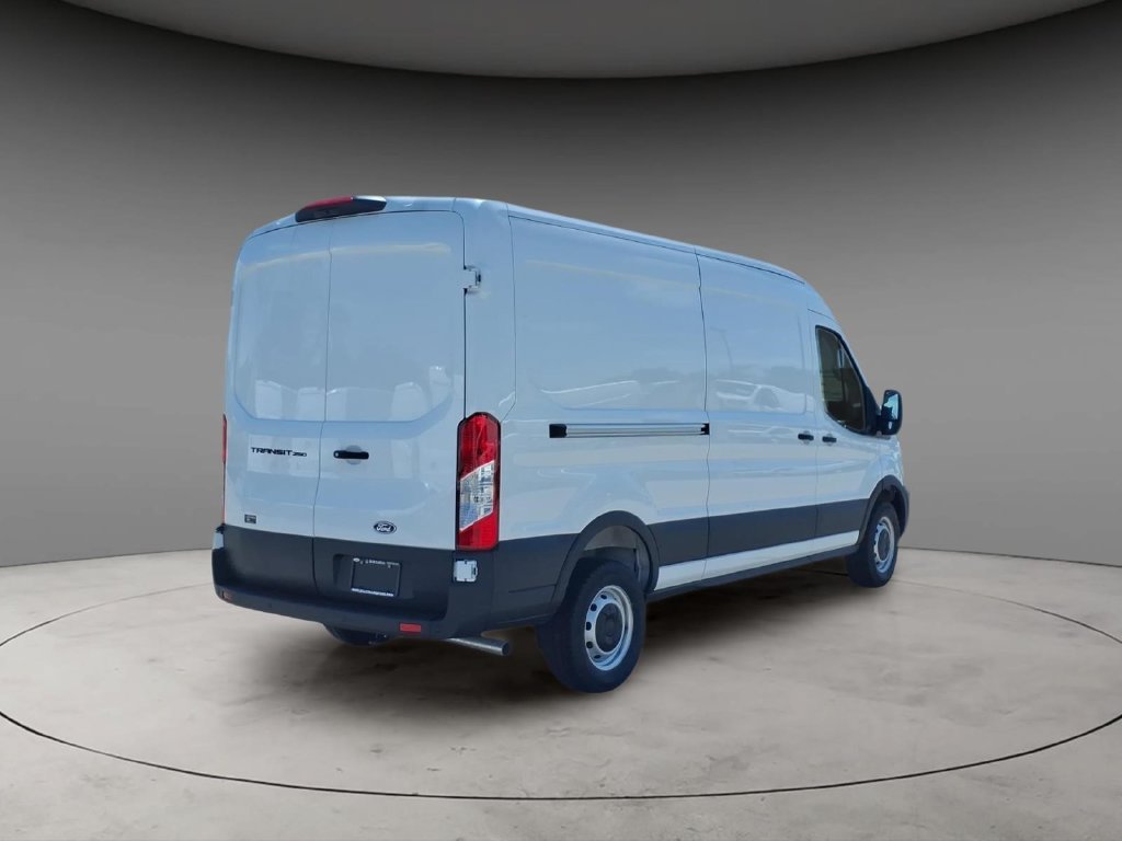 New 2026 Ford Transit 250 148 Medium Roof RWD image 4