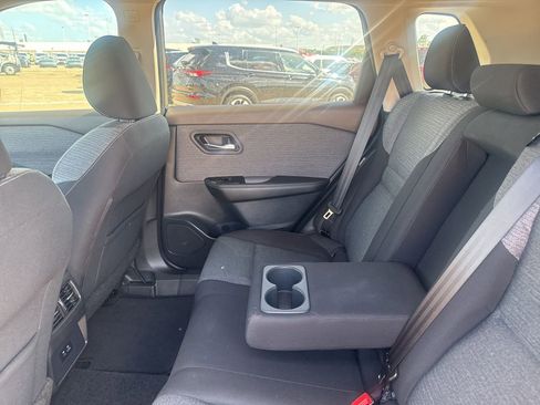 Certified 2021 Nissan Rogue SV image 41