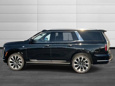 New 2026 Cadillac Escalade Luxury image 2