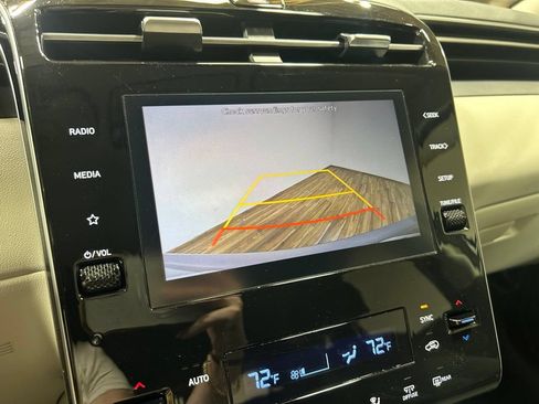 Used 2024 Hyundai Tucson SEL AWD/4WD image 34