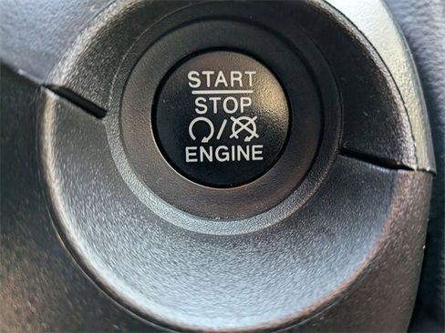 Used 2019 Jeep Compass Latitude image 20