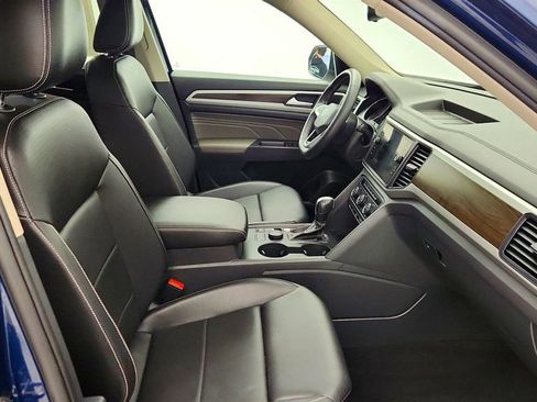 Used 2021 Volkswagen Atlas SE w/ Panoramic Sunroof Package image 25