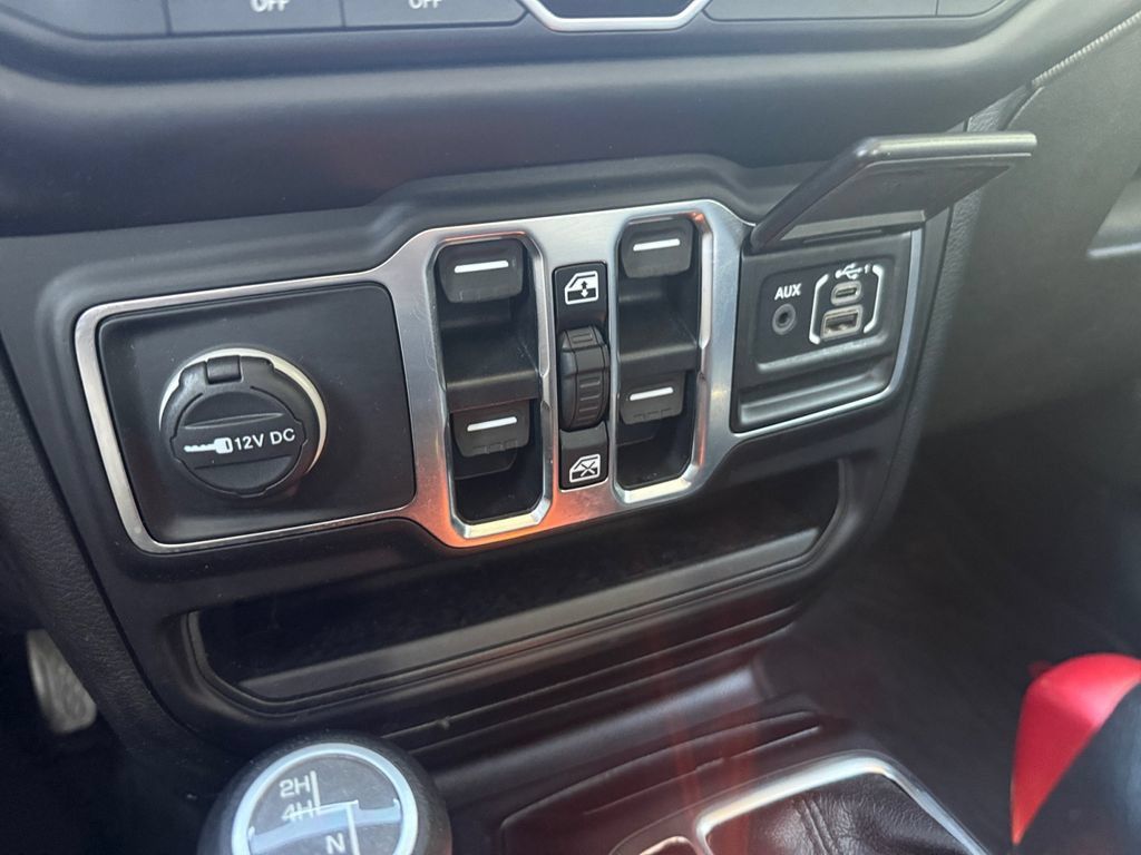 Used 2021 Jeep Gladiator Sport AWD/4WD image 27
