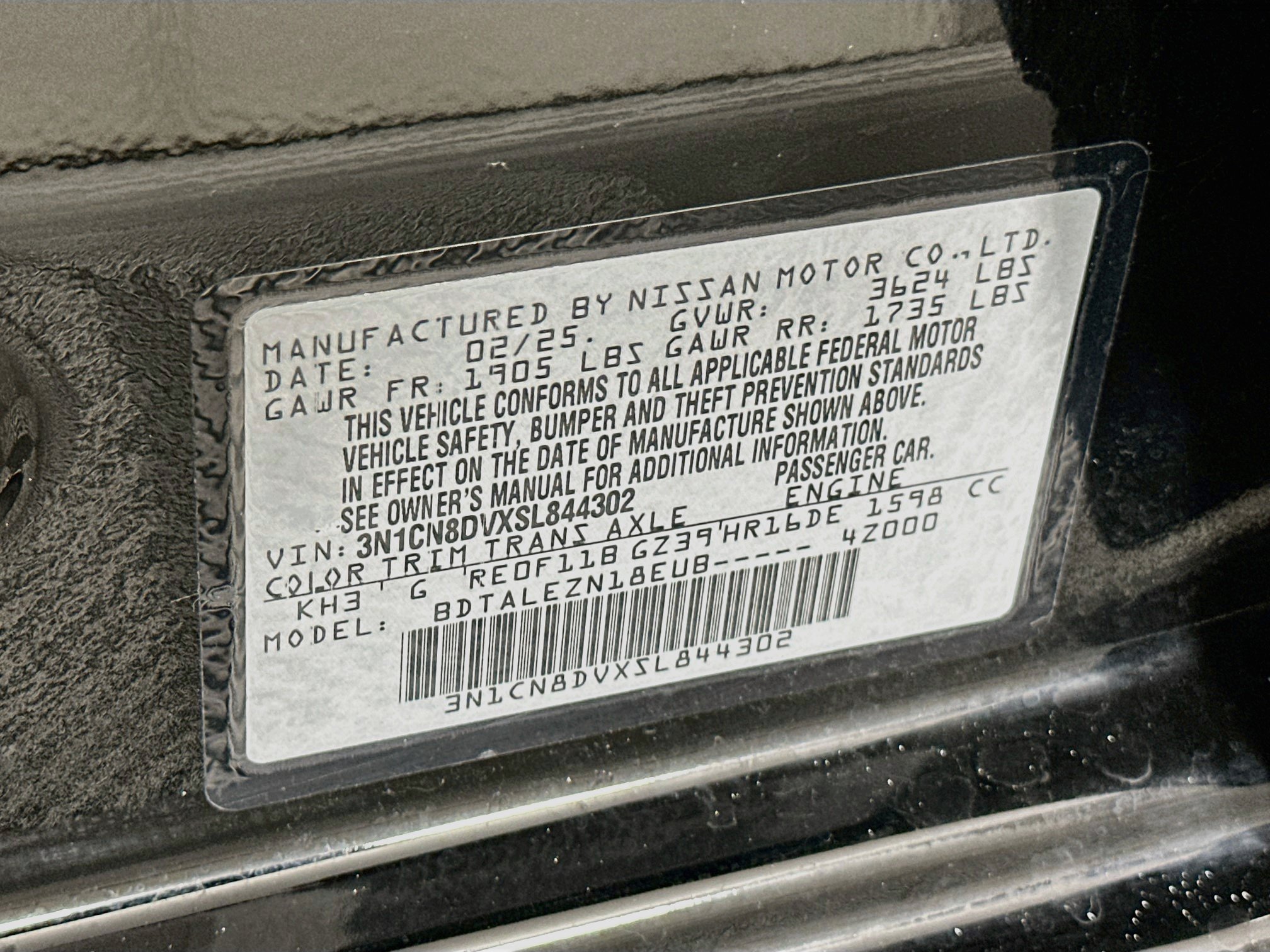 Used 2025 Nissan Versa S w/ Trunk Package FWD image 12