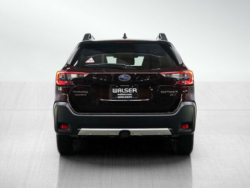 Used 2023 Subaru Outback Limited XT AWD/4WD image 4