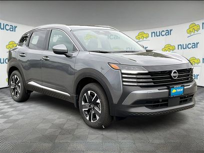 New 2025 Nissan Kicks SV w/ SV Premium Package