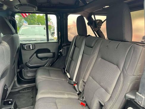 Used 2022 Jeep Wrangler Unlimited Sport AWD/4WD image 28