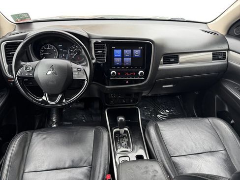 Used 2020 Mitsubishi Outlander SEL image 13