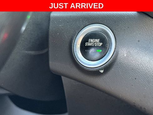 Used 2021 GMC Terrain SLE w/ Driver Convenience Package FWD image 23