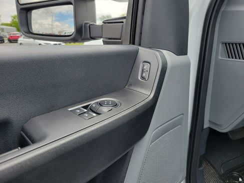 New 2026 Ford F550 4x4 Regular Cab Super Duty image 15