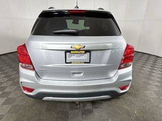 Used 2017 Chevrolet Trax LT w/ LT Convenience Package FWD video 4