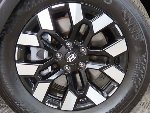 Used 2025 Hyundai Santa Cruz SEL image 8