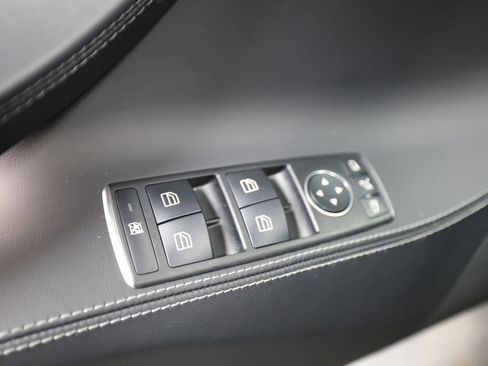 Used 2018 Tesla Model S 75D image 22