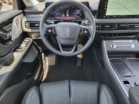 New 2026 Lincoln Aviator Reserve AWD/4WD image 31