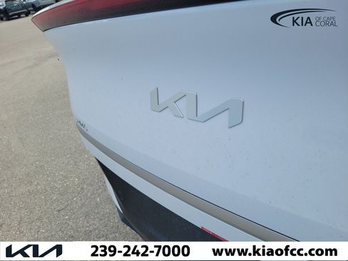 New 2026 Kia EV6 Light RWD image 10