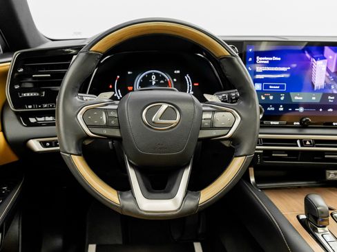 Used 2023 Lexus RX 350 Premium image 40