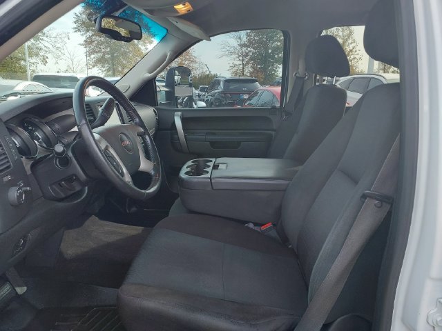 Used 2012 GMC Sierra 2500 SLE w/ SLE Preferred Package AWD/4WD image 9