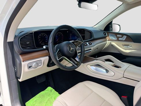 Used 2024 Mercedes-Benz GLE 450 4MATIC image 25