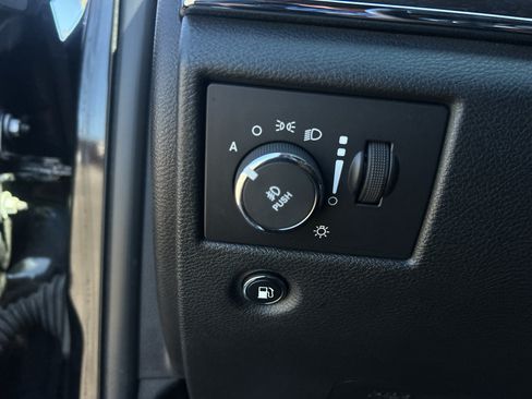 Used 2015 Jeep Grand Cherokee Limited AWD/4WD image 23