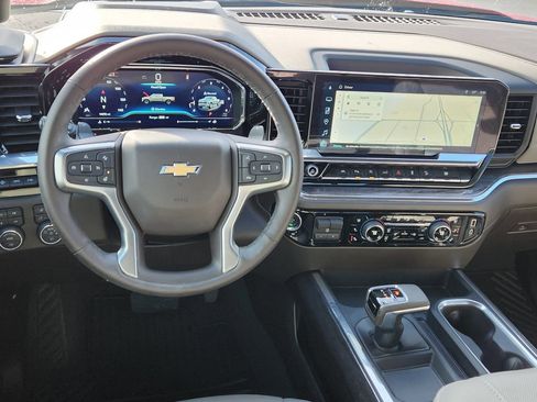 Used 2024 Chevrolet Silverado 1500 LTZ w/ Technology Package image 9