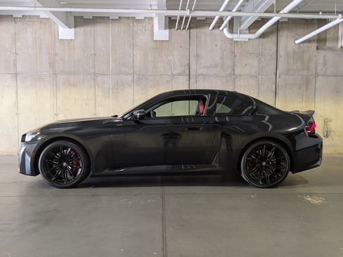 Used 2025 BMW M2 w/ Lighting Package RWD image 2