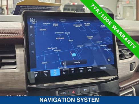 Certified 2024 Ford Expedition Limited image 34