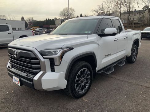Used 2022 Toyota Tundra Limited image 3