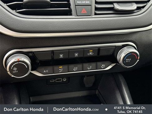 Used 2022 Nissan Altima 2.5 SV image 20