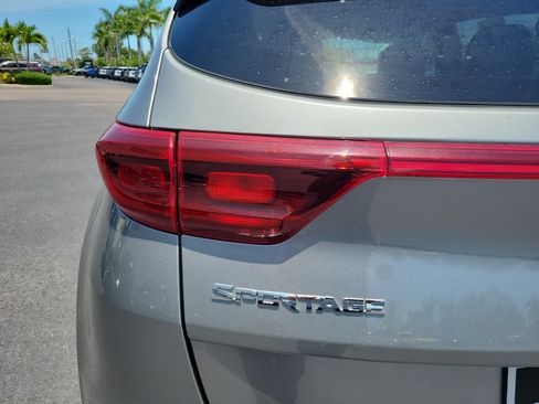 Used 2020 Kia Sportage EX w/ EX Technology Package FWD image 10