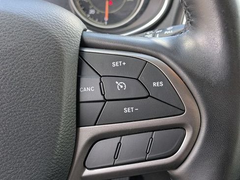 Used 2020 Jeep Cherokee Limited AWD/4WD image 23