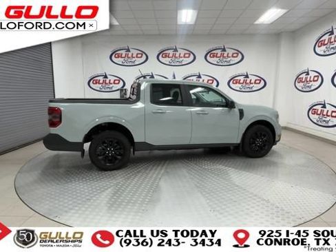 Used 2024 Ford Maverick Lariat w/ Black Appearance Package FWD image 2