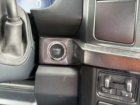 Used 2023 Ford F250 Lariat w/ Sport Appearance Package AWD/4WD image 20