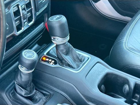 Used 2021 Jeep Wrangler Unlimited Sport image 18