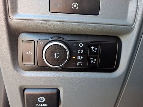 Used 2025 Ford F150 XLT w/ Equipment Group 301A Standard image 24