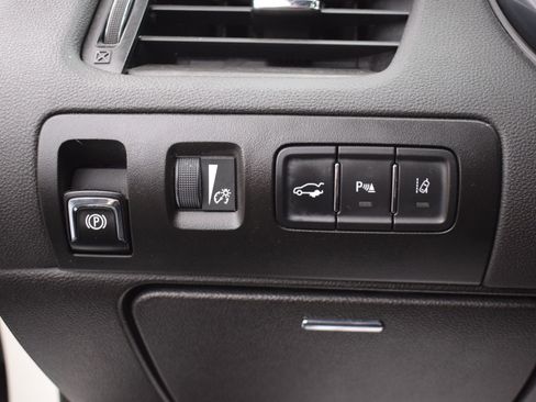 Used 2014 Chevrolet Impala LT image 15