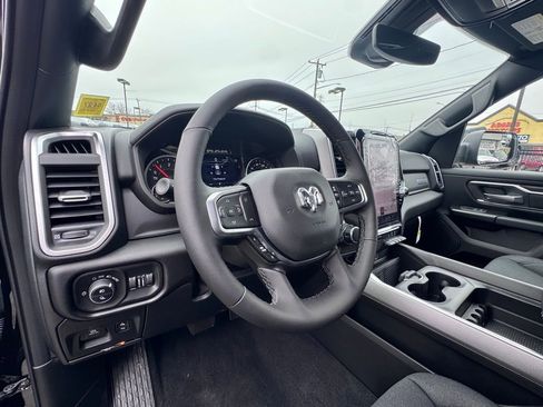 New 2026 RAM 1500 Big Horn AWD/4WD image 13