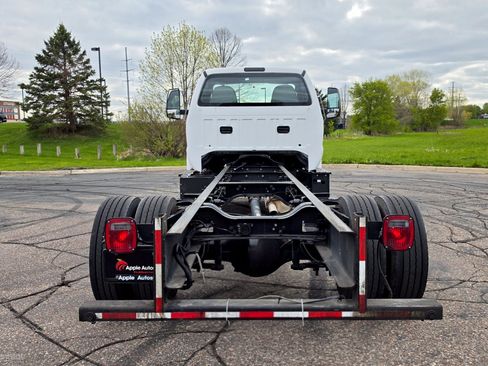 Used 2023 Ford F650 2WD Regular Cab Super Duty image 4