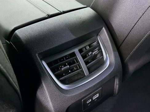 Used 2024 Chevrolet Blazer LT w/ Convenience Package image 32