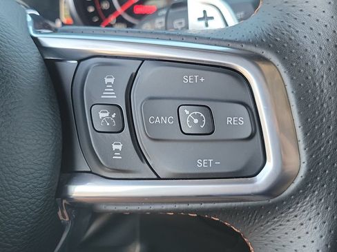Used 2022 Jeep Wrangler Unlimited Rubicon w/ Dual Top Group AWD/4WD image 6