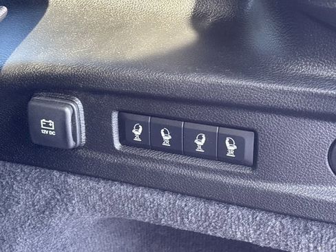 Used 2024 Jeep Grand Cherokee L Overland w/ Advanced Protech Group III image 8